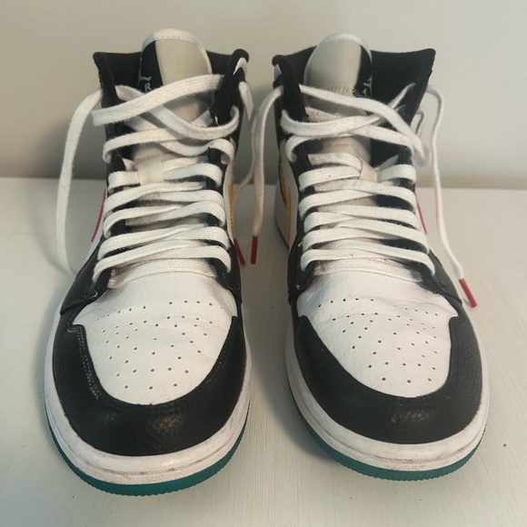 Women’s Air Jordan 1 Red & Yellow Alternate Swoosh - Picture 6 of 8